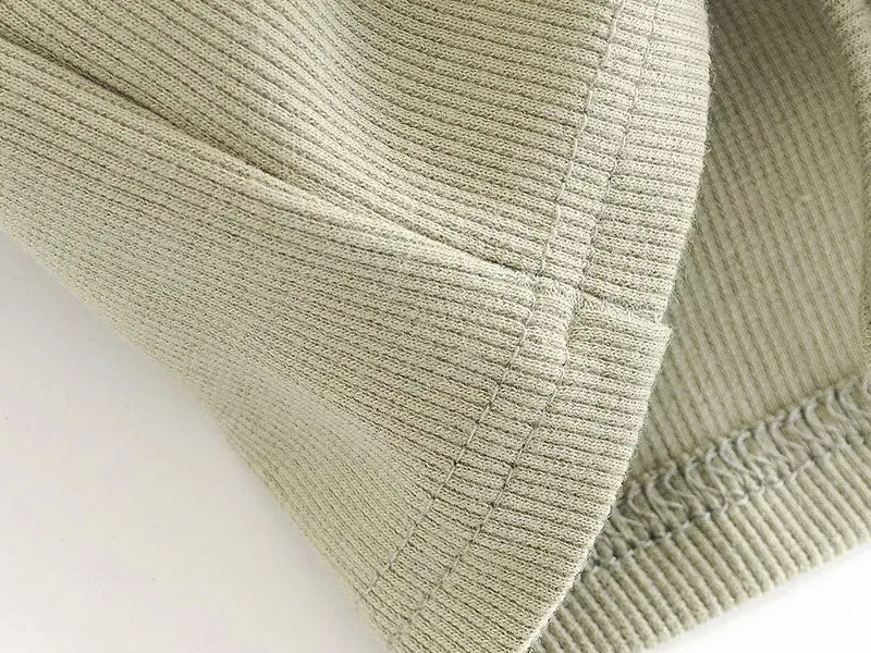 LACE-UP CROPPED TOP