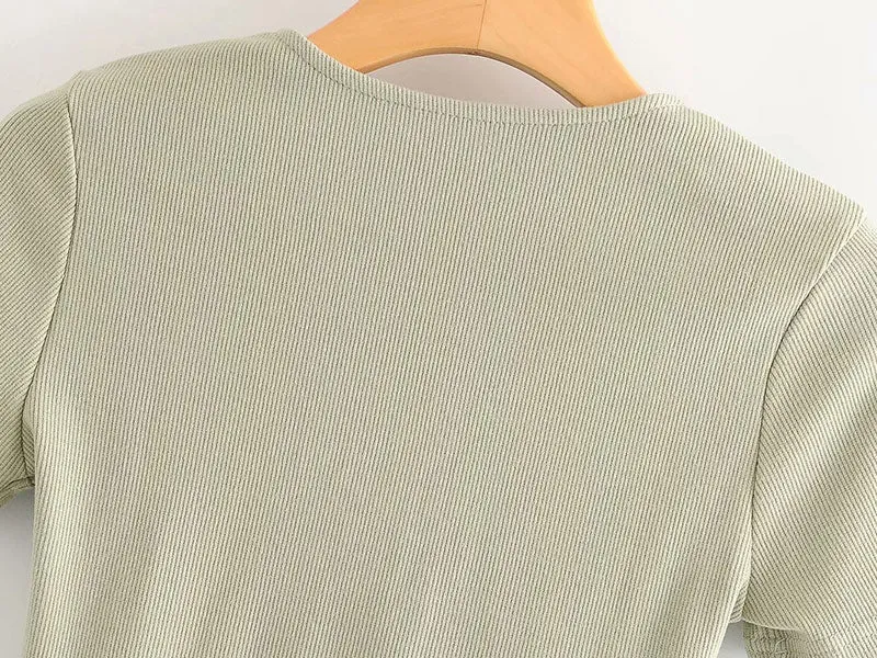 LACE-UP CROPPED TOP