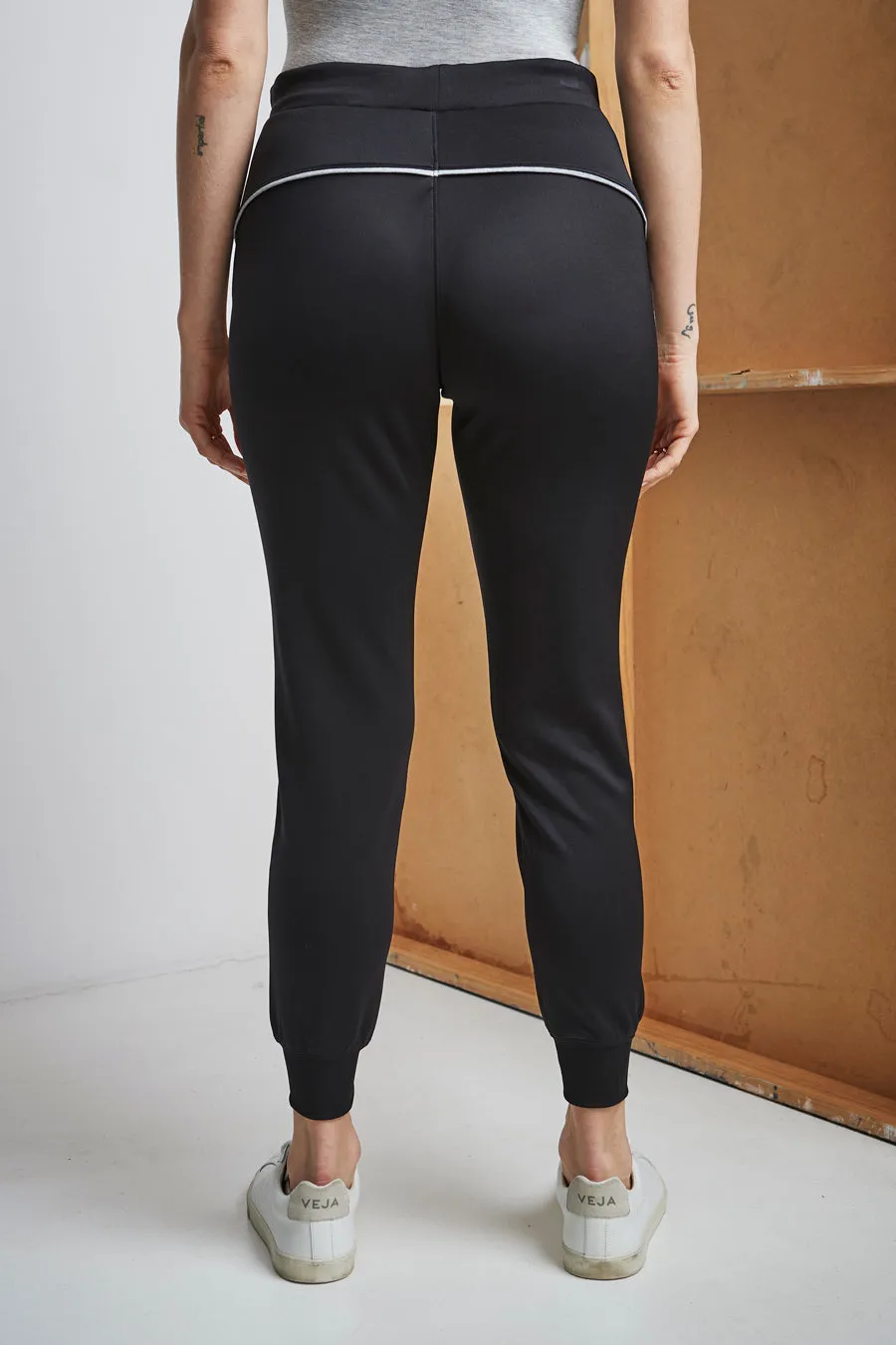 Park Jogger - Black